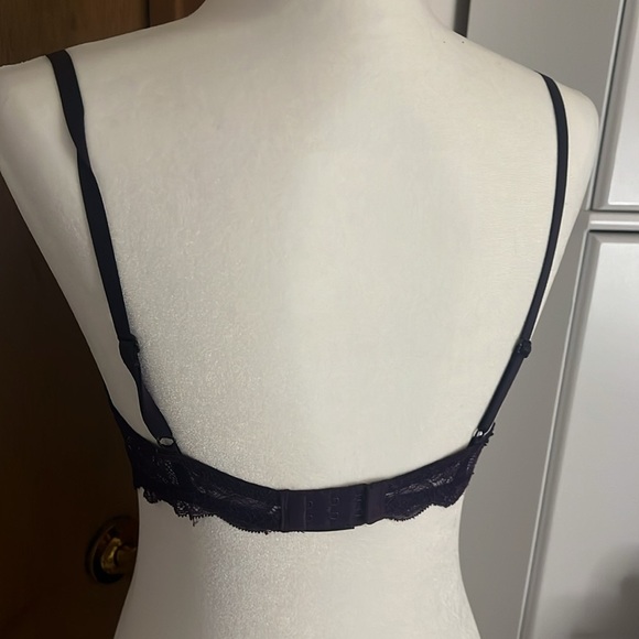 NWOT Lot of 3 34B Unlined or Cupless Bras 🌺 - Picture 7 of 7